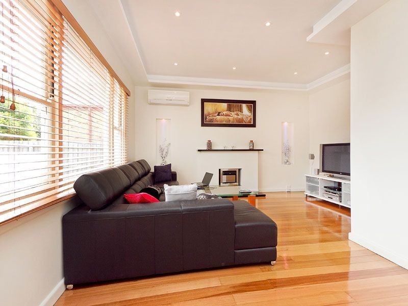 1/60 View Street, Clayton VIC 3168