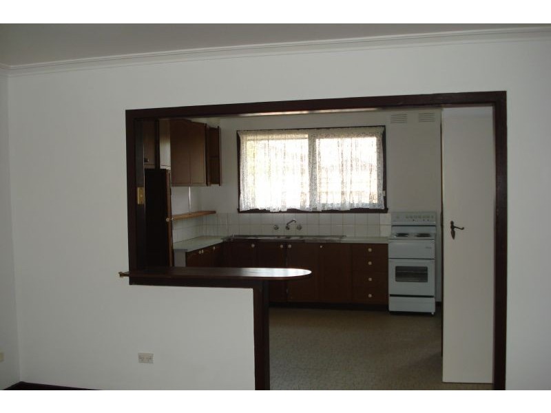 2/34 Madeleine Road, Clayton VIC 3168