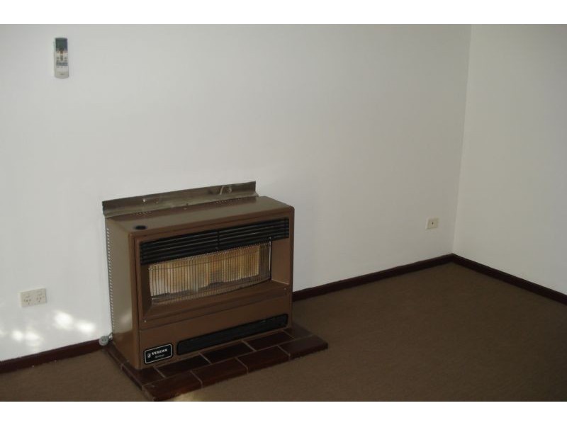 2/34 Madeleine Road, Clayton VIC 3168