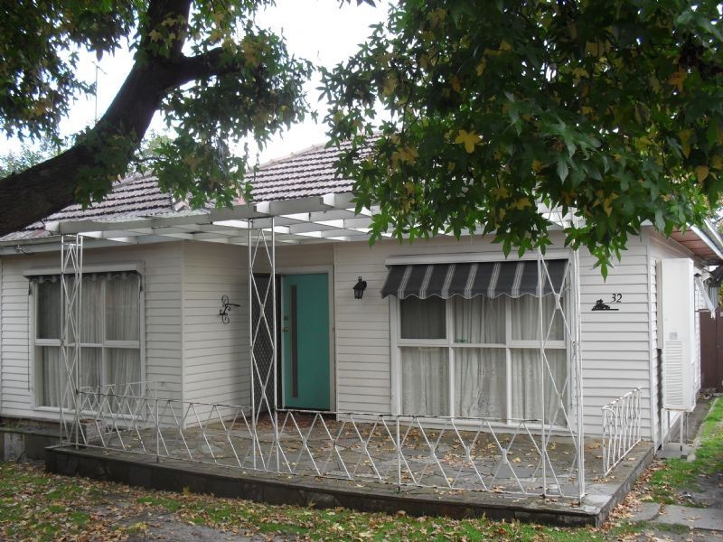 32 Springs Road, Clarinda VIC 3169