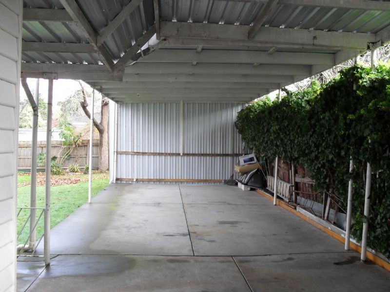 32 Springs Road, Clarinda VIC 3169