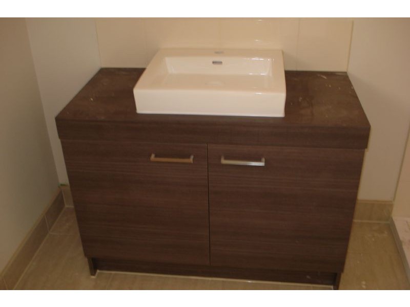 2/13 Elder Street, Clayton VIC 3168