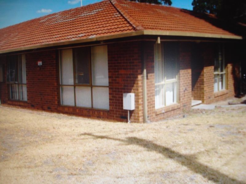 2/8 Dennis Street, Clayton VIC 3168
