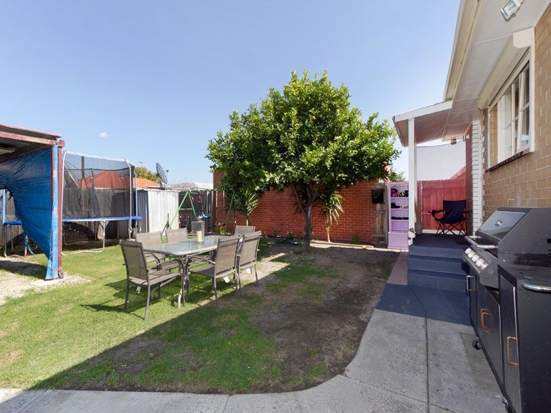 61 Sylvander Street, Clayton South VIC 3169
