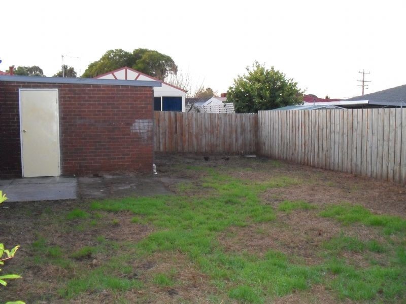 2 Benjamin Court, Clarinda VIC 3169