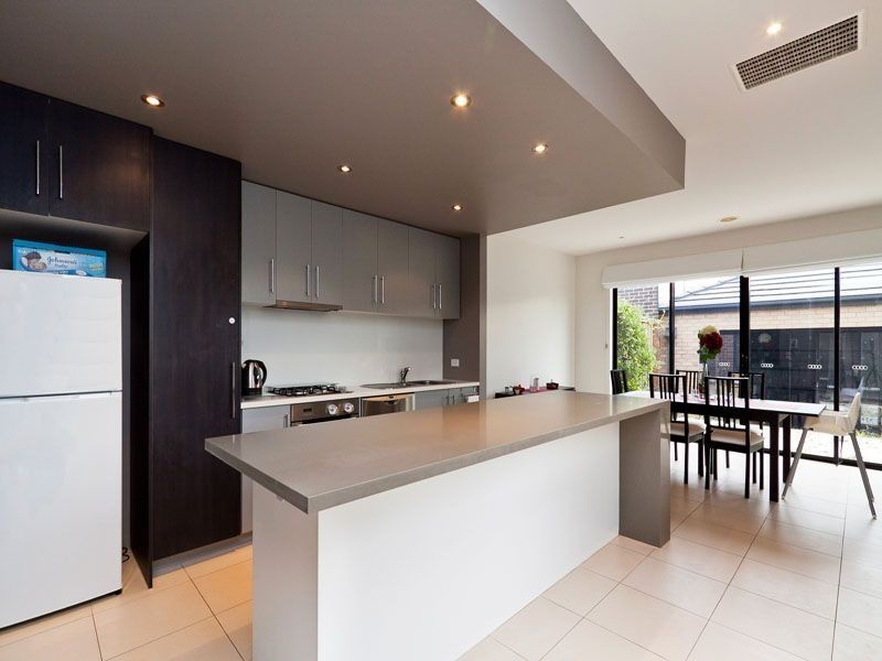 13 Evergreen Boulevard, Clayton South VIC 3169
