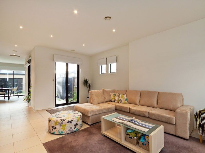 13 Evergreen Boulevard, Clayton South VIC 3169