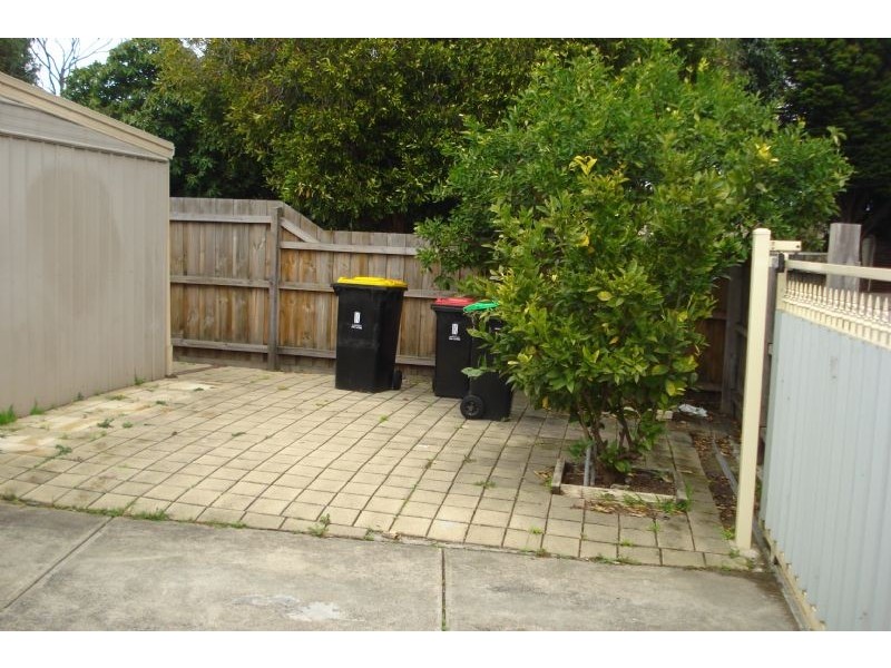 10 Cavendish Drive, Heatherton VIC 3202