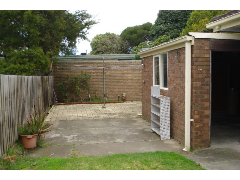 10 Cavendish Drive, Heatherton VIC 3202