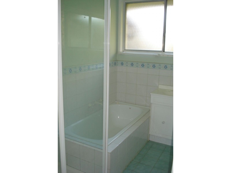 2 Chandor Court, Notting Hill VIC 3168