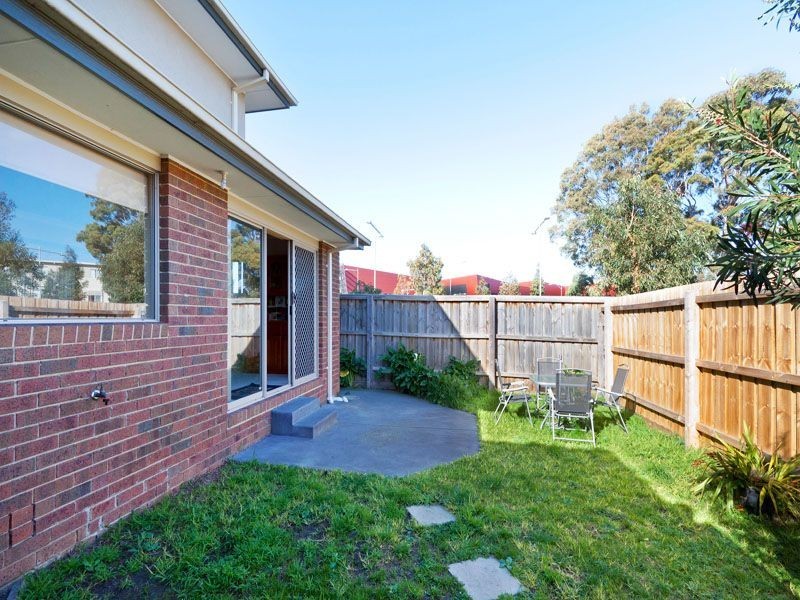 3/18 Burton Avenue, Clayton VIC 3168