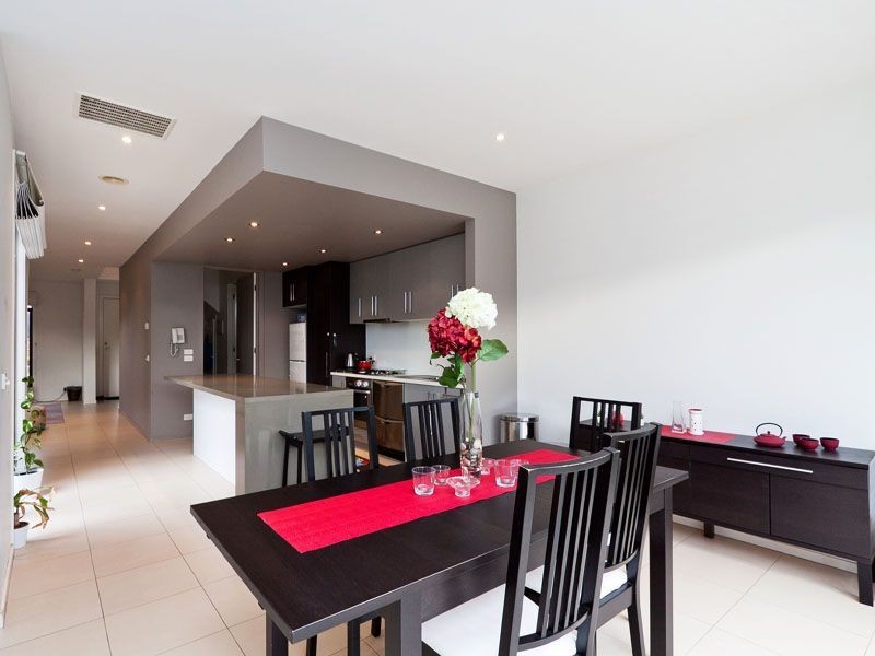 13 Evergreen Boulevard, Clayton South VIC 3169