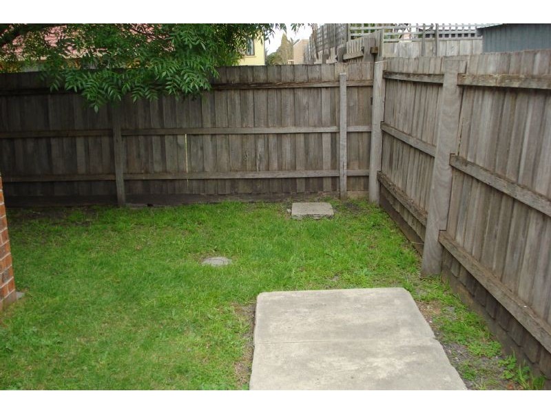 5/16-18 Newport Road, Clayton South VIC 3169