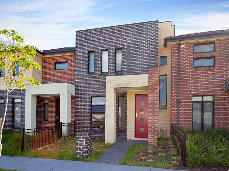 9 Crimson Grove, Clayton South VIC 3169