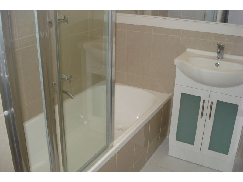 2/14 Browning Avenue, Clayton South VIC 3169