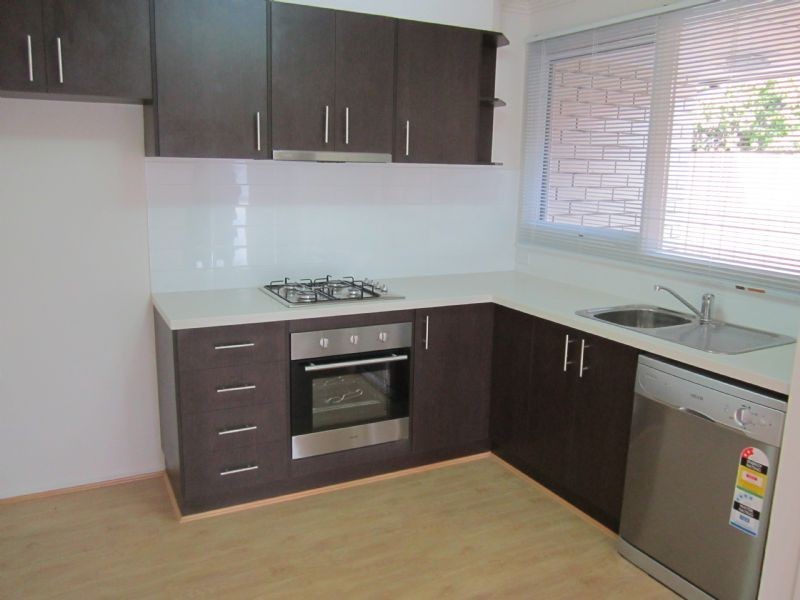 1/4 Burns Ave, Clayton VIC 3168