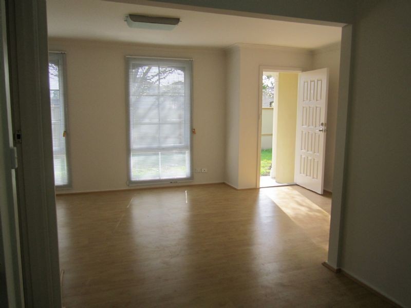 1/4 Burns Ave, Clayton VIC 3168