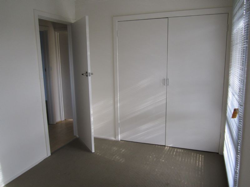 1/4 Burns Ave, Clayton VIC 3168