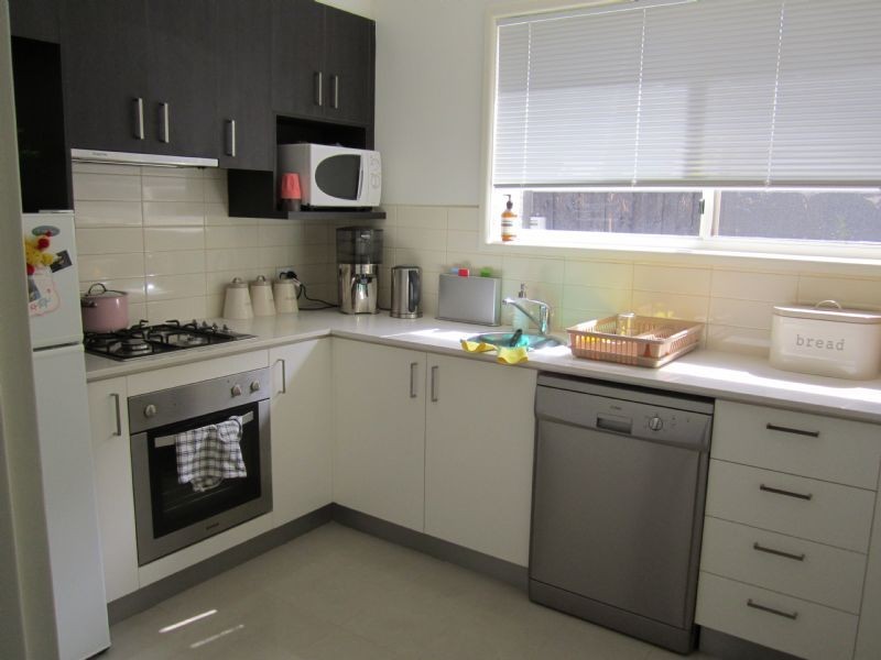 2/6 Olinda Grove, Oakleigh South VIC 3167