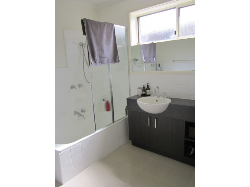 2/6 Olinda Grove, Oakleigh South VIC 3167