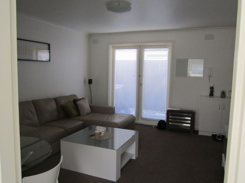 2/6 Olinda Grove, Oakleigh South VIC 3167