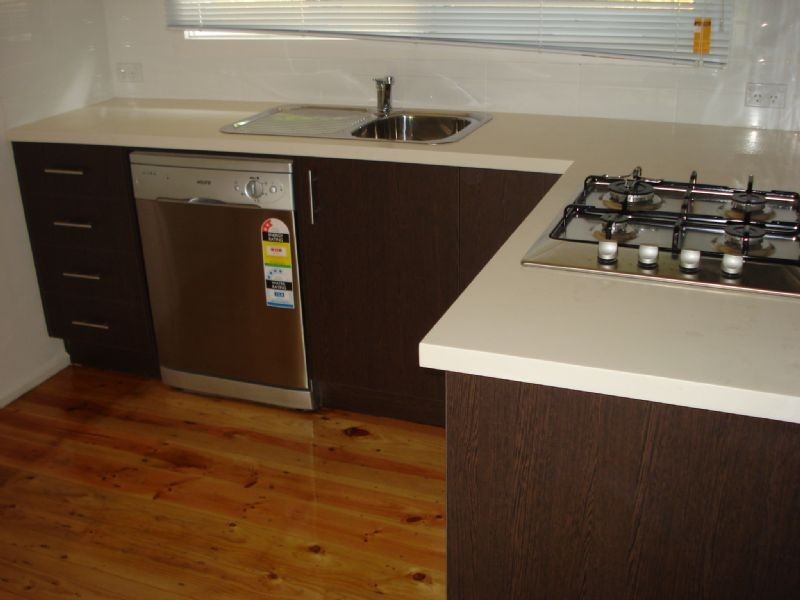 2/4 Burns Avenue, Clayton South VIC 3169