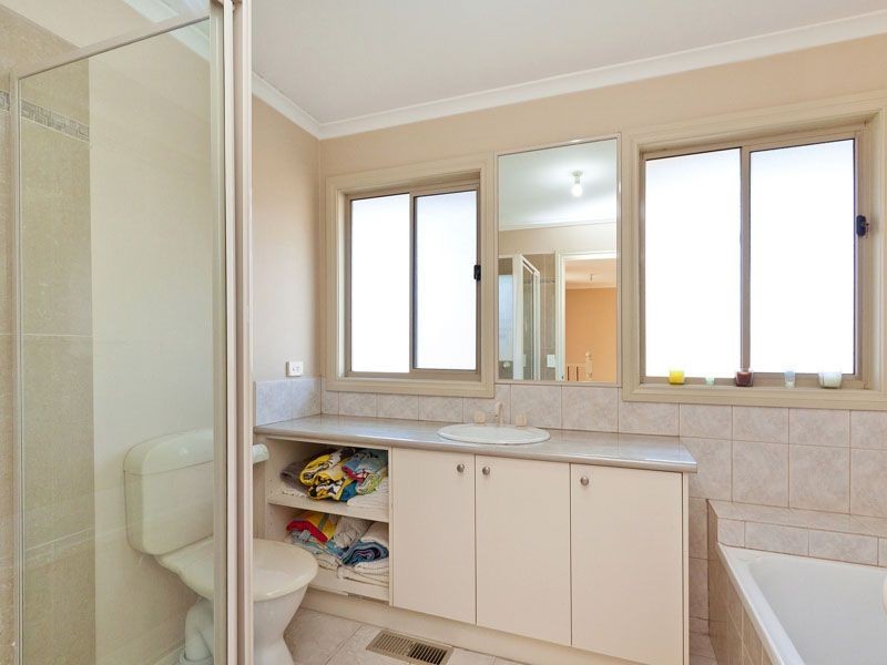 3/18 Burton Avenue, Clayton VIC 3168