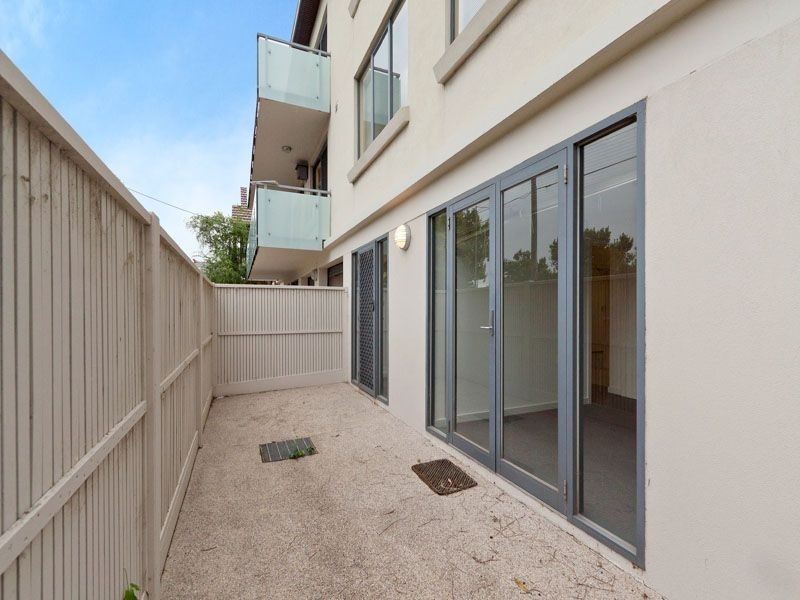 8/25 Nepean Highway, Elsternwick VIC 3185