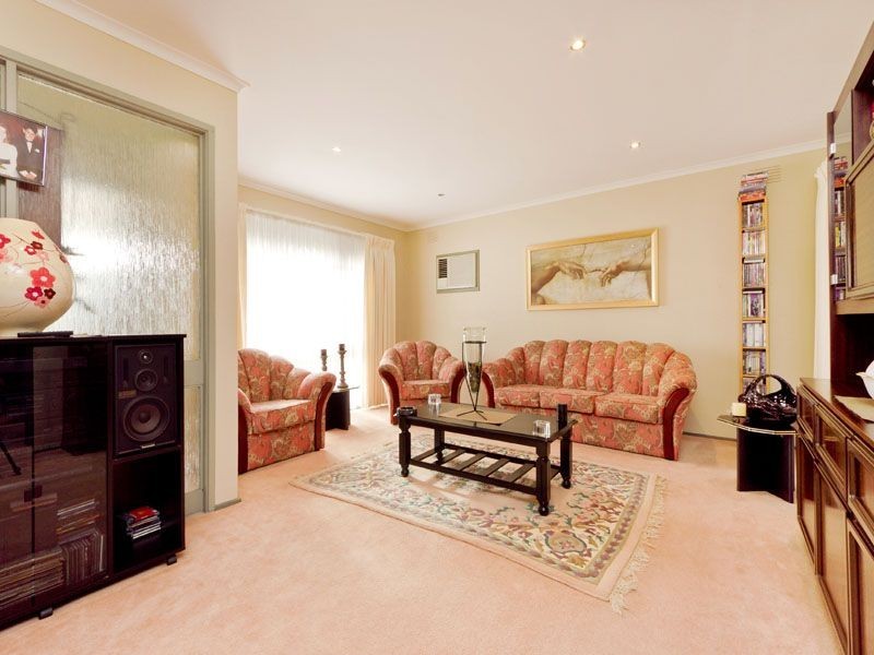 12A Bellavista Crescent, Clayton South VIC 3169