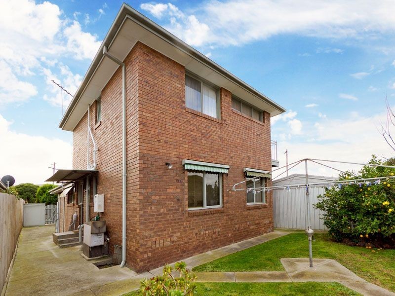 12A Bellavista Crescent, Clayton South VIC 3169