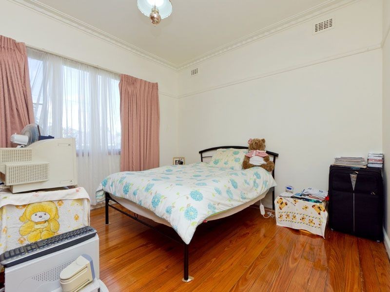 73 Prince Charles Street, Clayton VIC 3168