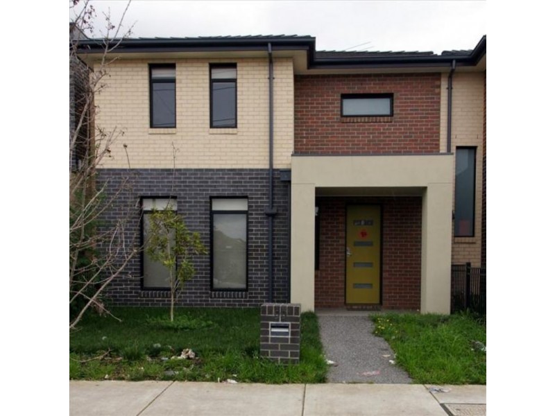 99 Rosebank Ave, Clayton South VIC 3169