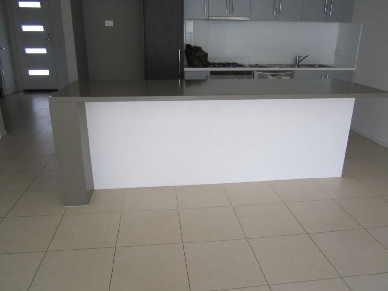 99 Rosebank Ave, Clayton South VIC 3169