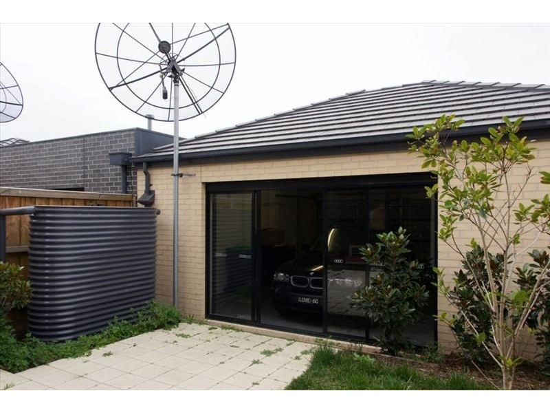 99 Rosebank Ave, Clayton South VIC 3169