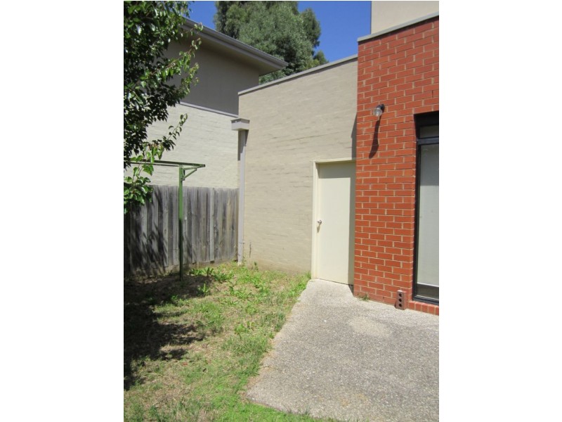 21D Browns Road, Clayton VIC 3168