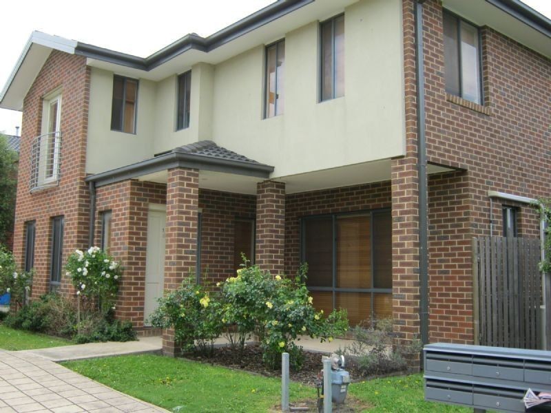1/18 Golden Grove, Springvale South VIC 3172