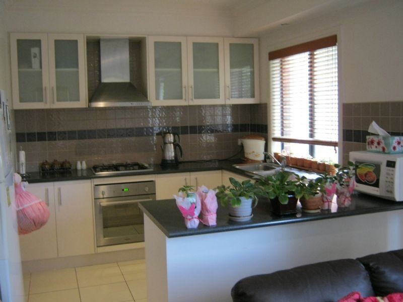 1/18 Golden Grove, Springvale South VIC 3172