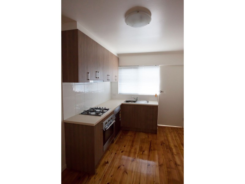 4/19 Oakes Ave, Clayton South VIC 3169