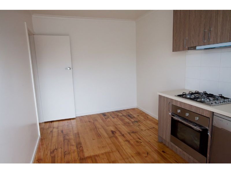 4/19 Oakes Ave, Clayton South VIC 3169