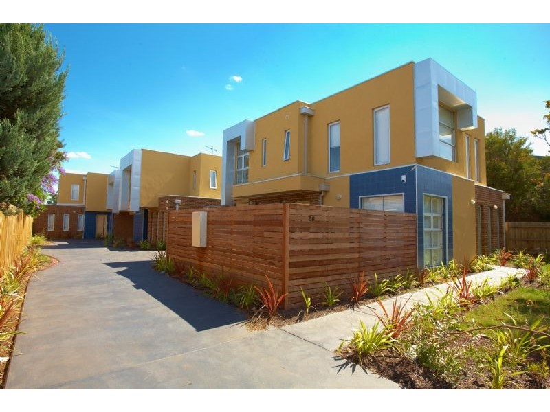 2/20 Bettina Street, Clayton VIC 3168