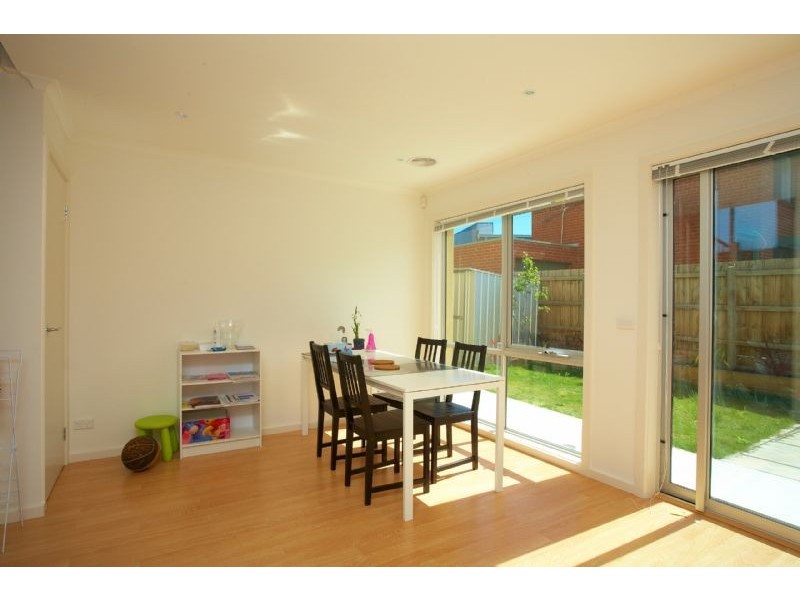 2/20 Bettina Street, Clayton VIC 3168