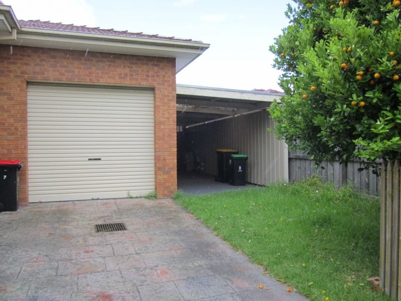 4 Jeanette Street, Clayton South VIC 3169