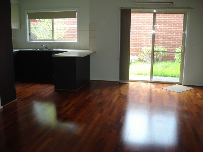 2/13 Rosebank Avenue, Clayton South VIC 3169