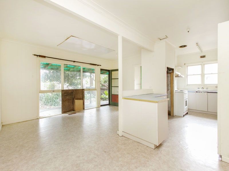 33 Inverness Street, Clarinda VIC 3169