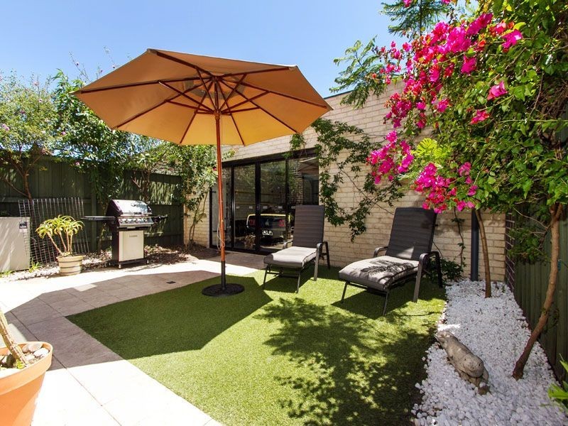 73 Rosebank Avenue, Clayton South VIC 3169