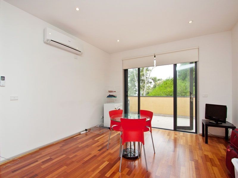 11/8-10 Browns Road, Clayton VIC 3168