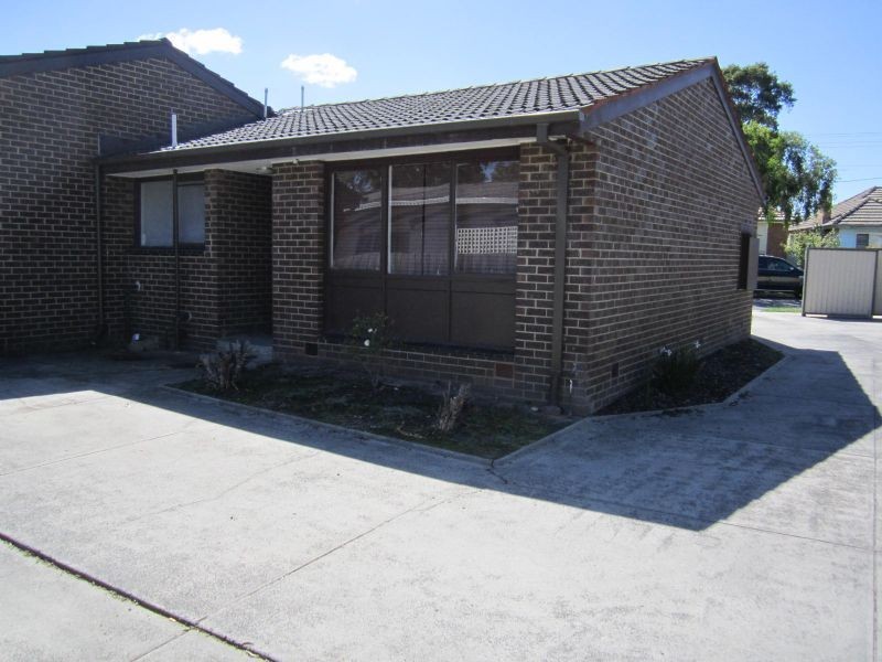 3/2 Thompson Street, Clayton VIC 3168