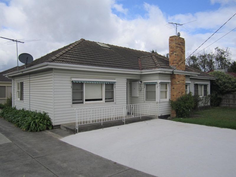 1/4 Stewart Road, Oakleigh East VIC 3166