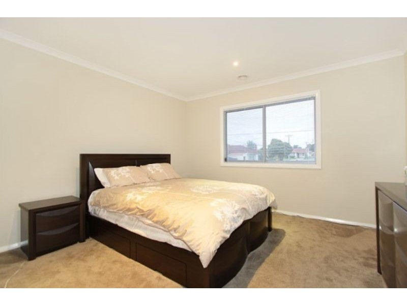 1/6 Hourigan Ave, Clayton VIC 3168