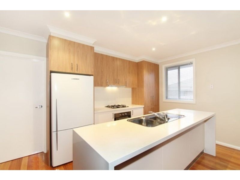 1/6 Hourigan Ave, Clayton VIC 3168